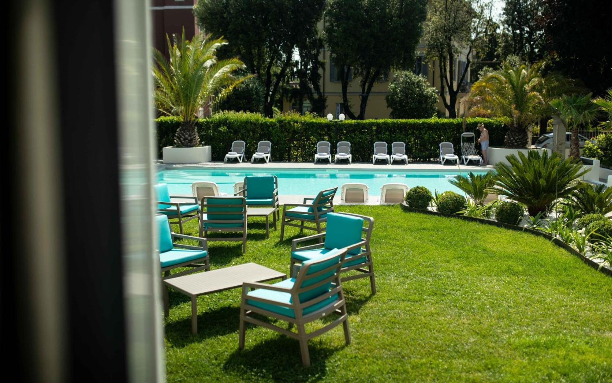 Hotel Benaco Desenzano del Garda Zewnętrze zdjęcie