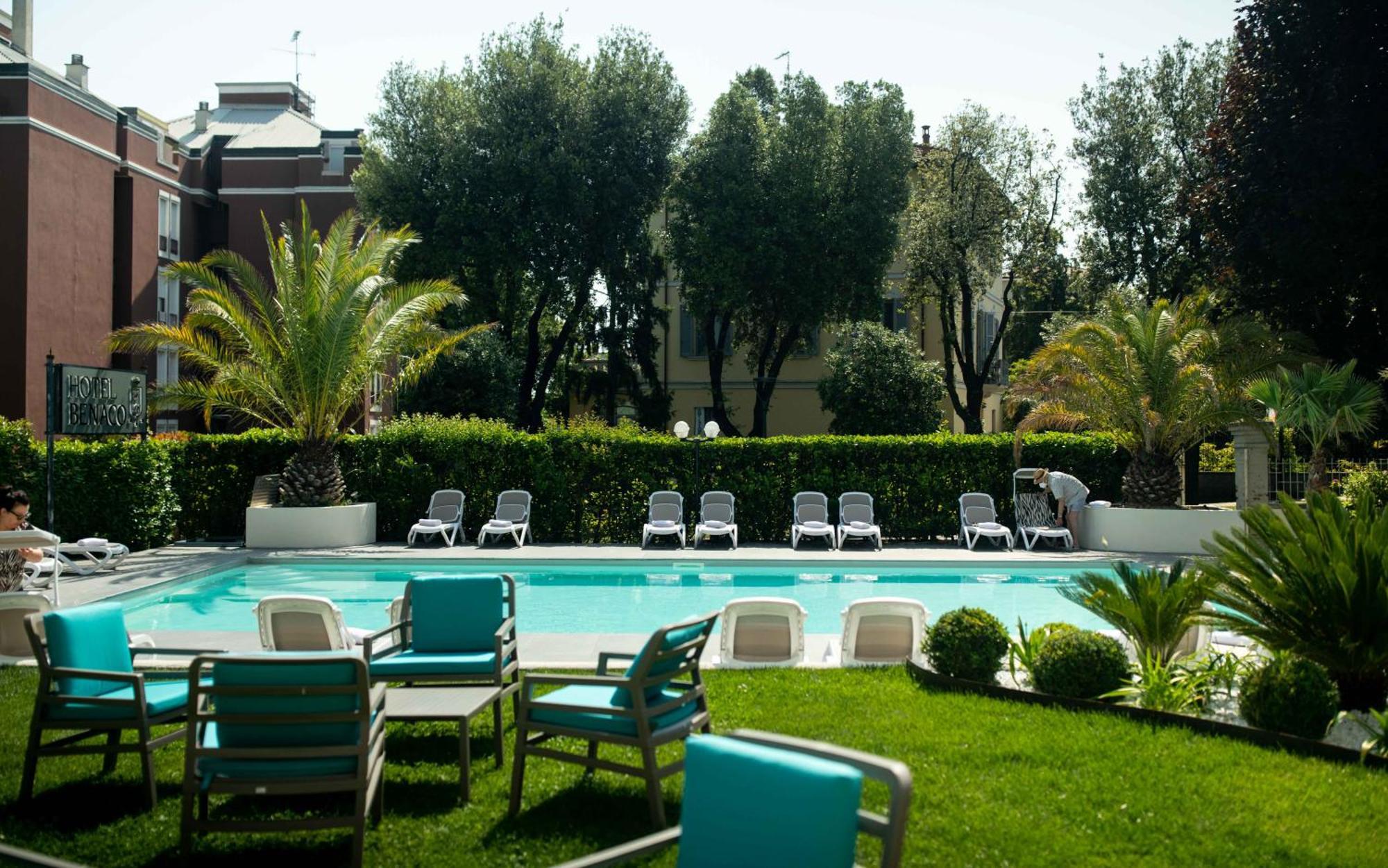 Hotel Benaco Desenzano del Garda Zewnętrze zdjęcie